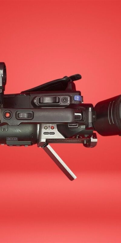 Panasonic AG-DVX100A 3CCD MiniDV Pro Camcorder w/ Leica Dicomar Lens