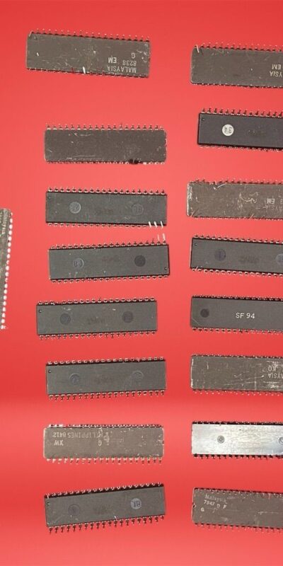 Lot 17 Vintage Mixed Integrated Circuit IC Chips TTL CMOS Electronics