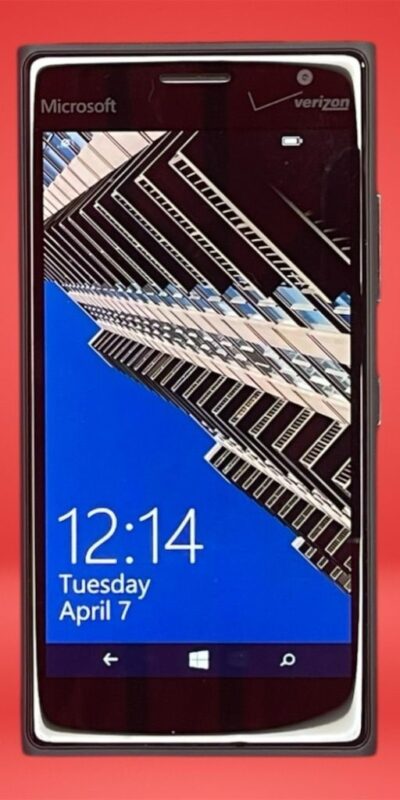 Microsoft Lumia 735 Black Verizon 4G LTE Locked Windows Smartphone