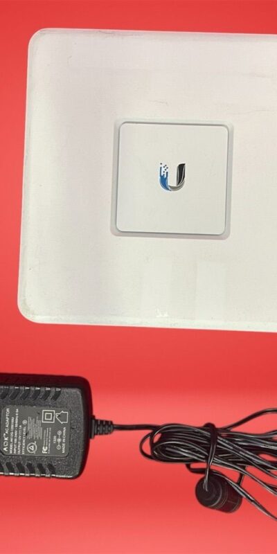 Ubiquiti UniFi Security Gateway USG with VPN Capabilities