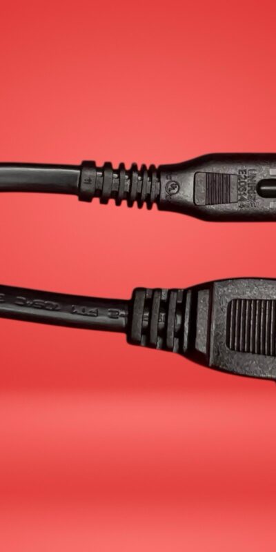 Power Cord C7 Figure-8 6ft 2-Prong 125V NEMA 1-15P Black (UL) – Unirise