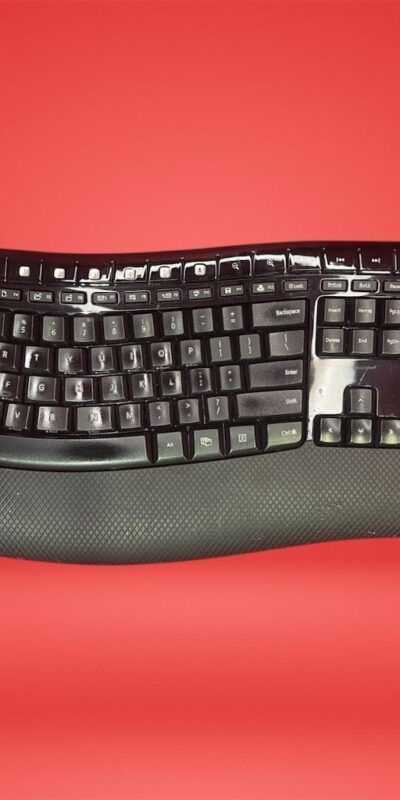 Microsoft WUG0872 Wireless Ergonomic Keyboard Black w/ Palm Rest