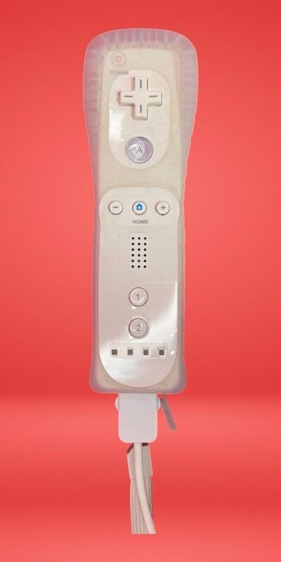 Nintendo Wii Remote Controller & Nunchuk with Sleeve - White