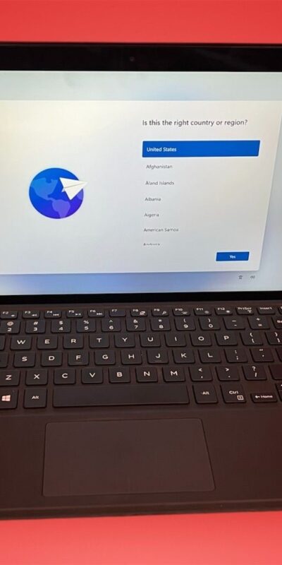 Dell Latitude 5285 12.3" Touchscreen Core i7-7600U 16GB RAM 256GB SSD Win 11 Pro