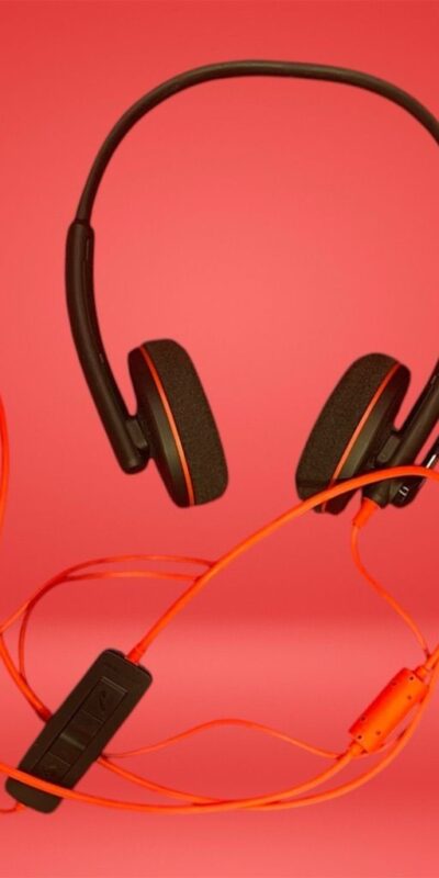 Plantronics Blackwire C3220 USB Stereo Headset Noise-Canceling Mic