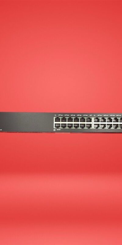 Cisco SG200-26 26-Port Smart Network Switch with 2x SFP Ports