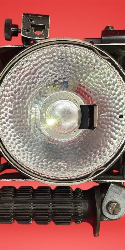 Lowel Omni-Light 500W Halogen Focus Flood Light Portable Unit No Cover No Bulb