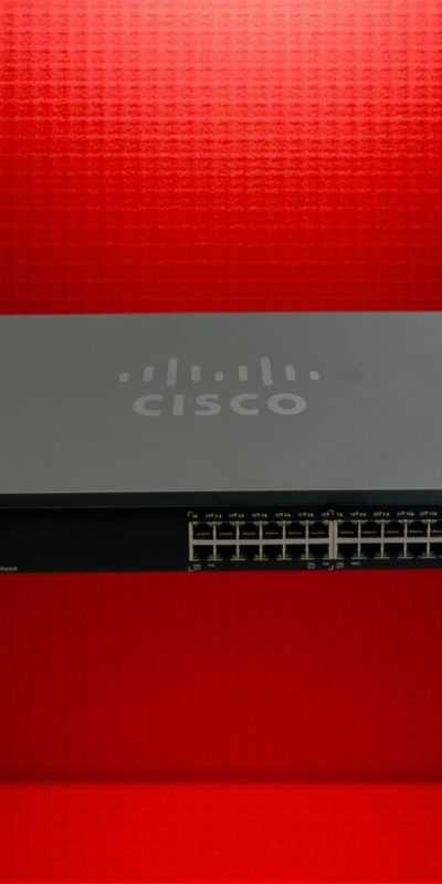 Cisco SF200-24P 24-Port 10/100 PoE Smart Managed Rackmount Switch