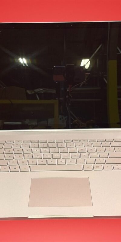 Microsoft Surface Book 2 15" Touch Core i7-8650U 16GB RAM 256GB SSD Win 11 Pro
