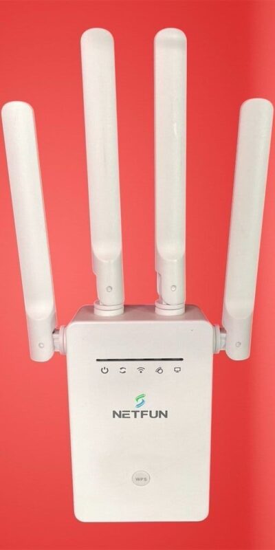 Netfun 300 Mbps Dual-Band WiFi Range Extender Signal Booster White