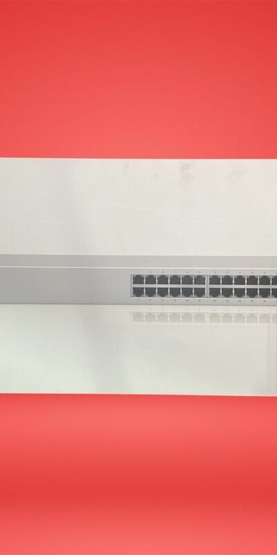 Ubiquiti UniFi US-24 24-Port Gigabit Ethernet Fully Managed Network Switch