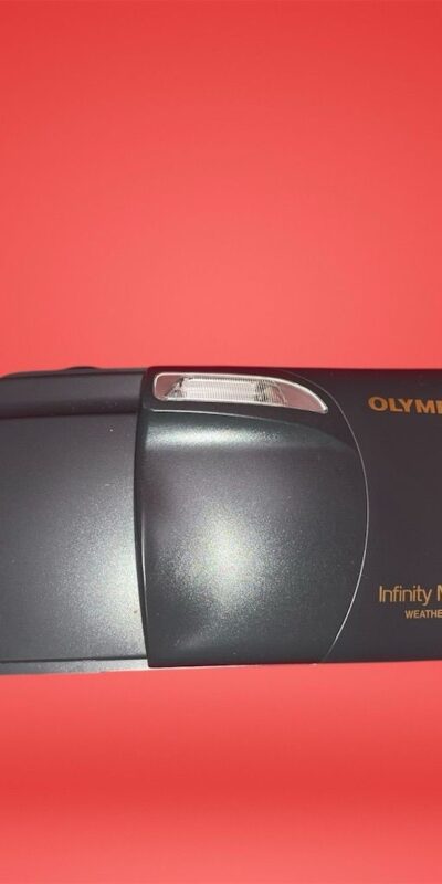Olympus Infinity Mini DLX 35mm Film Camera Black Auto Focus Weatherproof