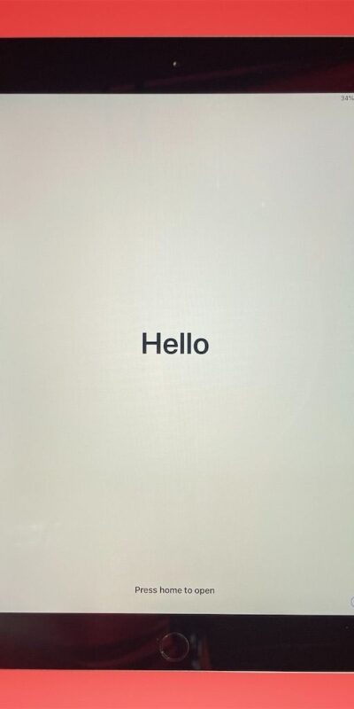 Apple iPad 9.7" 5th Gen (Wi-Fi Only) Space Gray 32GB Storage A1822 MP2F2LL/A