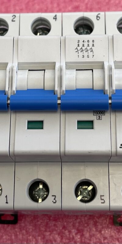 Schrack BM017463 MCB 4-Pole C63A 10kA Miniature Circuit Breaker NEW
