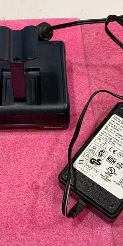 Intermec CN70 FlexDock Charge Cradle 1002UU01 852-920-001 w/ Adapter