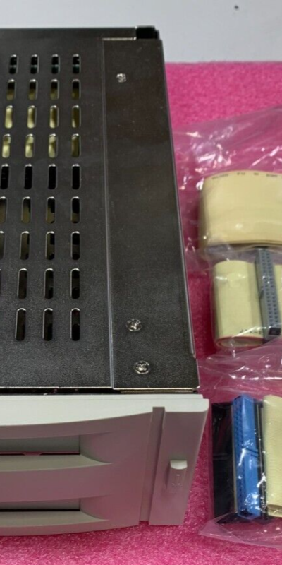 3Ware Raid Drive Cage 3 Bay 3.5" Storage 3W-RDC-300 MS 2231 W/ Cables