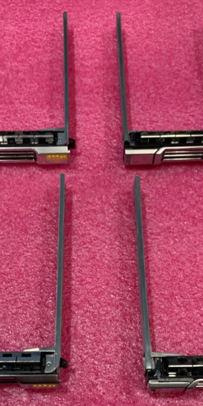 Lot 4 Dell EqualLogic SFF 2.5in Drive Tray Caddy 018KYH 600GB 10K SAS/SATA