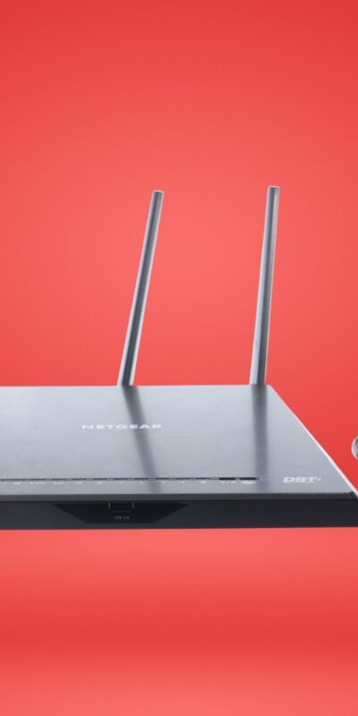 NETGEAR Nighthawk AC1900 Smart WiFi Router (‎R7000-100NAS)