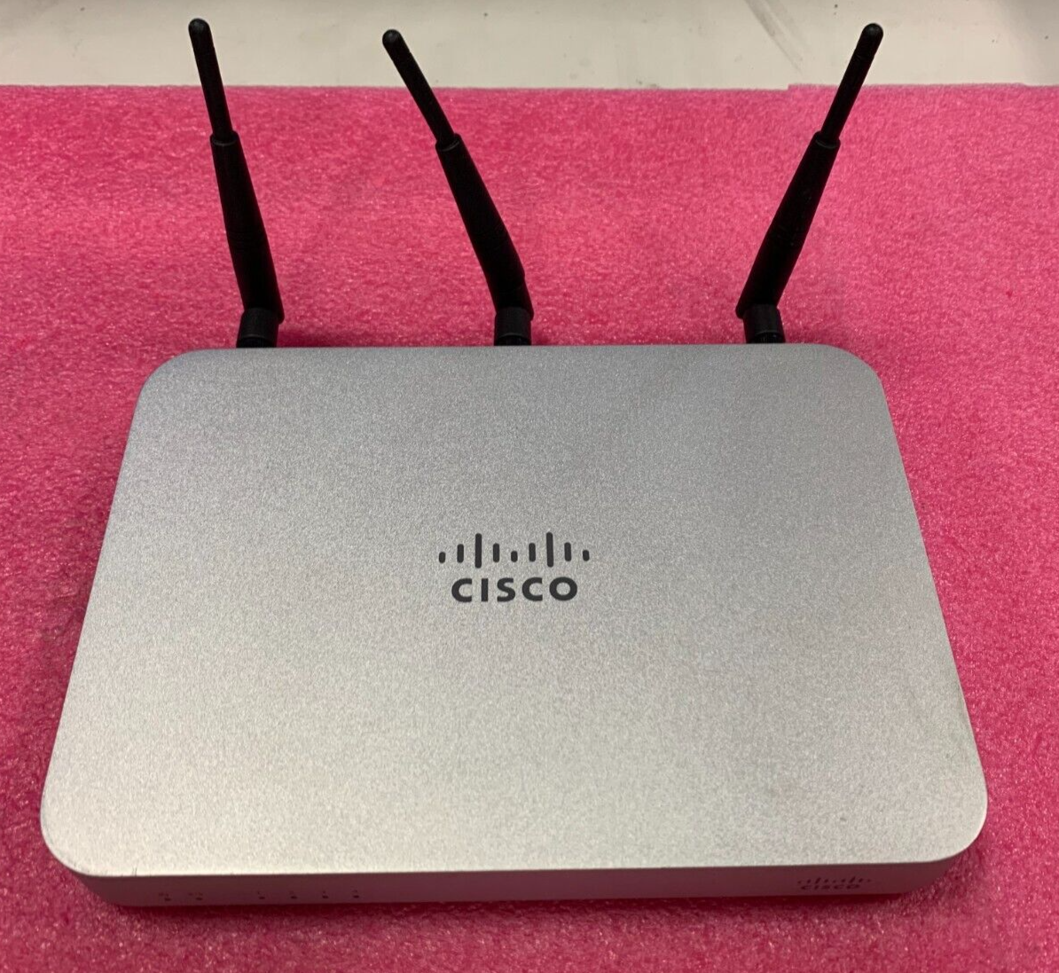 Cisco Meraki MX60W Cloud Managed Firewall VPN Security Appliance 600-16015-B 12V