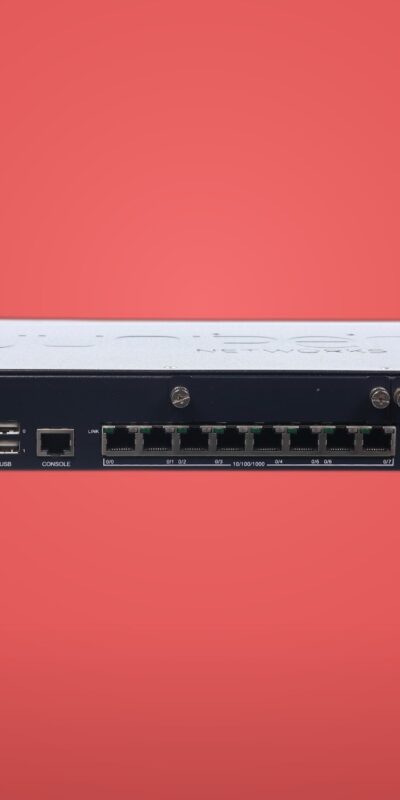 Juniper SRX220 8-Port Gigabit VPN Firewall Security Appliance