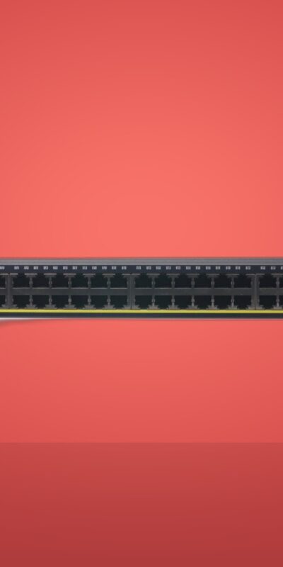 Netgear ProSafe GS752TP 48-Port Gigabit Smart Switch with PoE and 4 SFP Ports