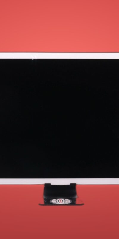 Apple iPad Pro 12.9-inch (2nd Generation) A1670 64 GB, Wi-Fi, 12.9 in - Silver