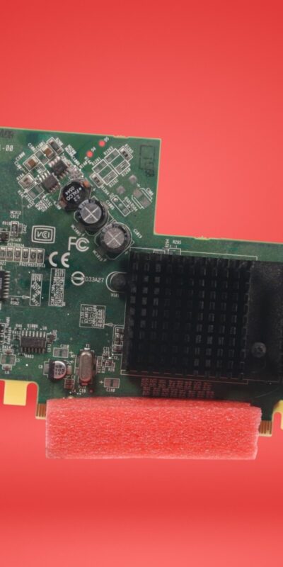 Dell UC996 ATI Radeon X300 SE 128MB PCI-E silent graphics card, DVI S-Video VGA