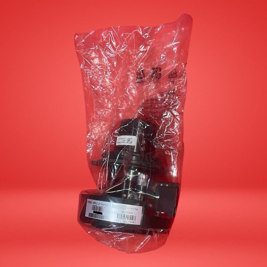 Barco R9832760 Zoom Projection Lens 1.85-2.40:1 DLP HD - Image 3