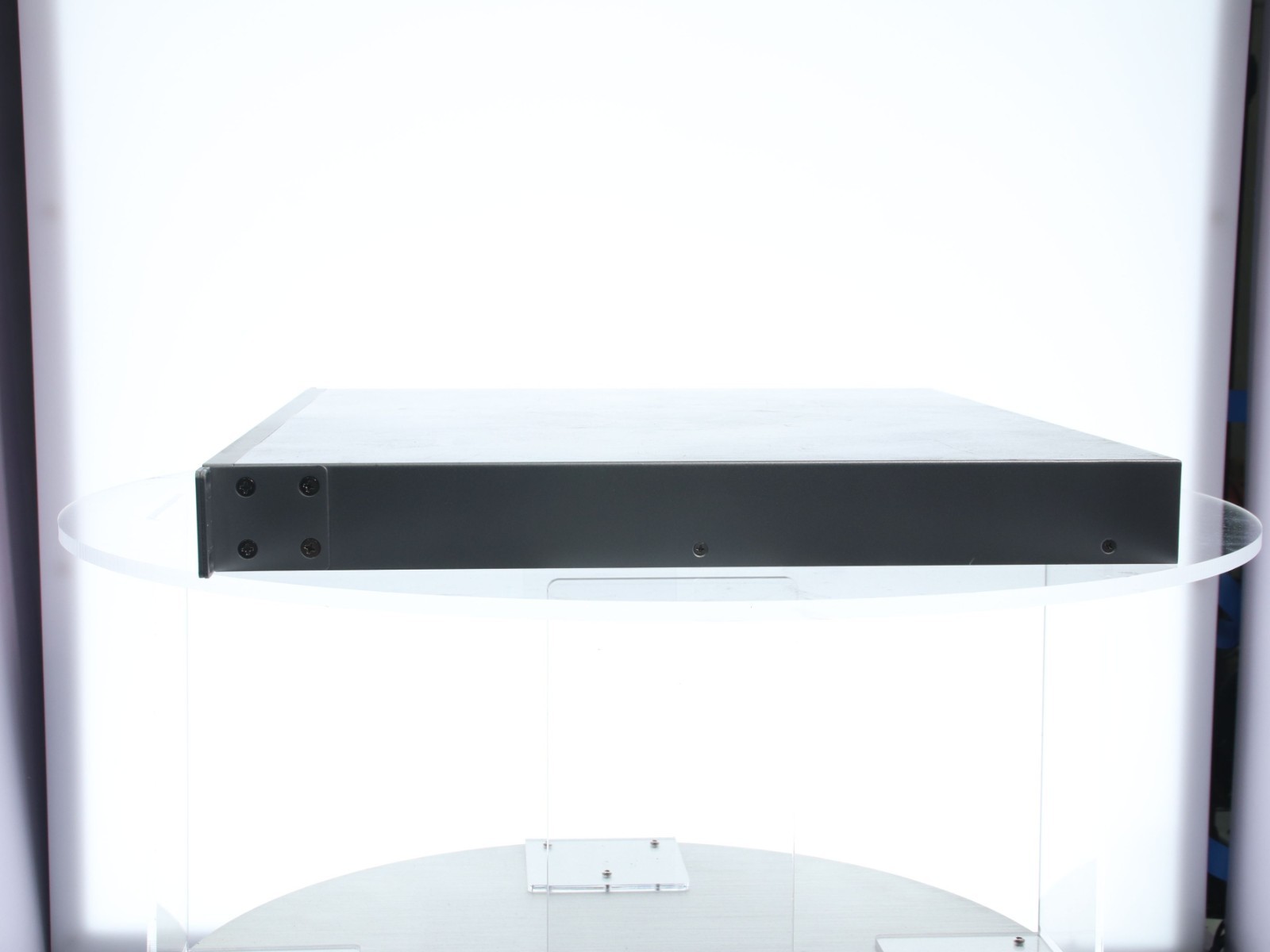Ubiquiti UniFi 48-Port Managed Gigabit PoE Switch (USW-Pro-48-PoE) - Image 4