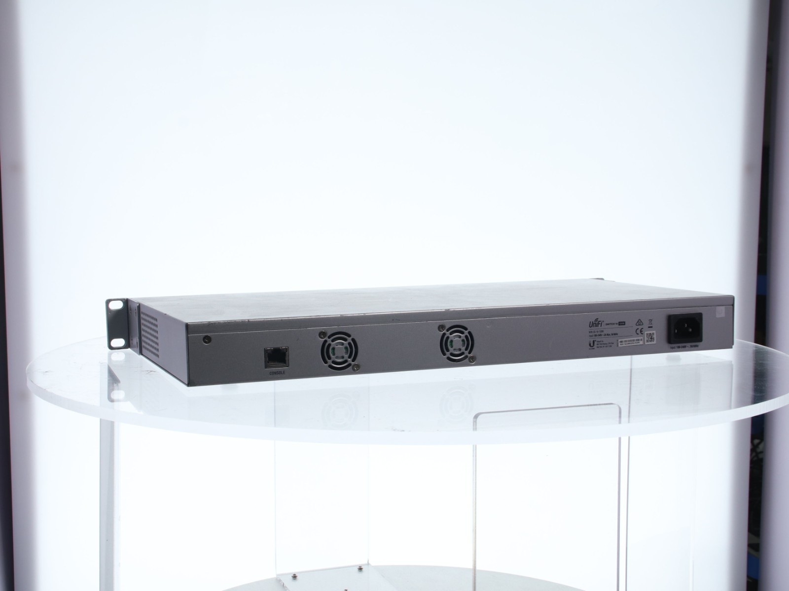 Ubiquiti Unifi US-16-150W 16-Port Gigabit Ethernet PoE Switch W/ 2 SFP Ports - Image 6
