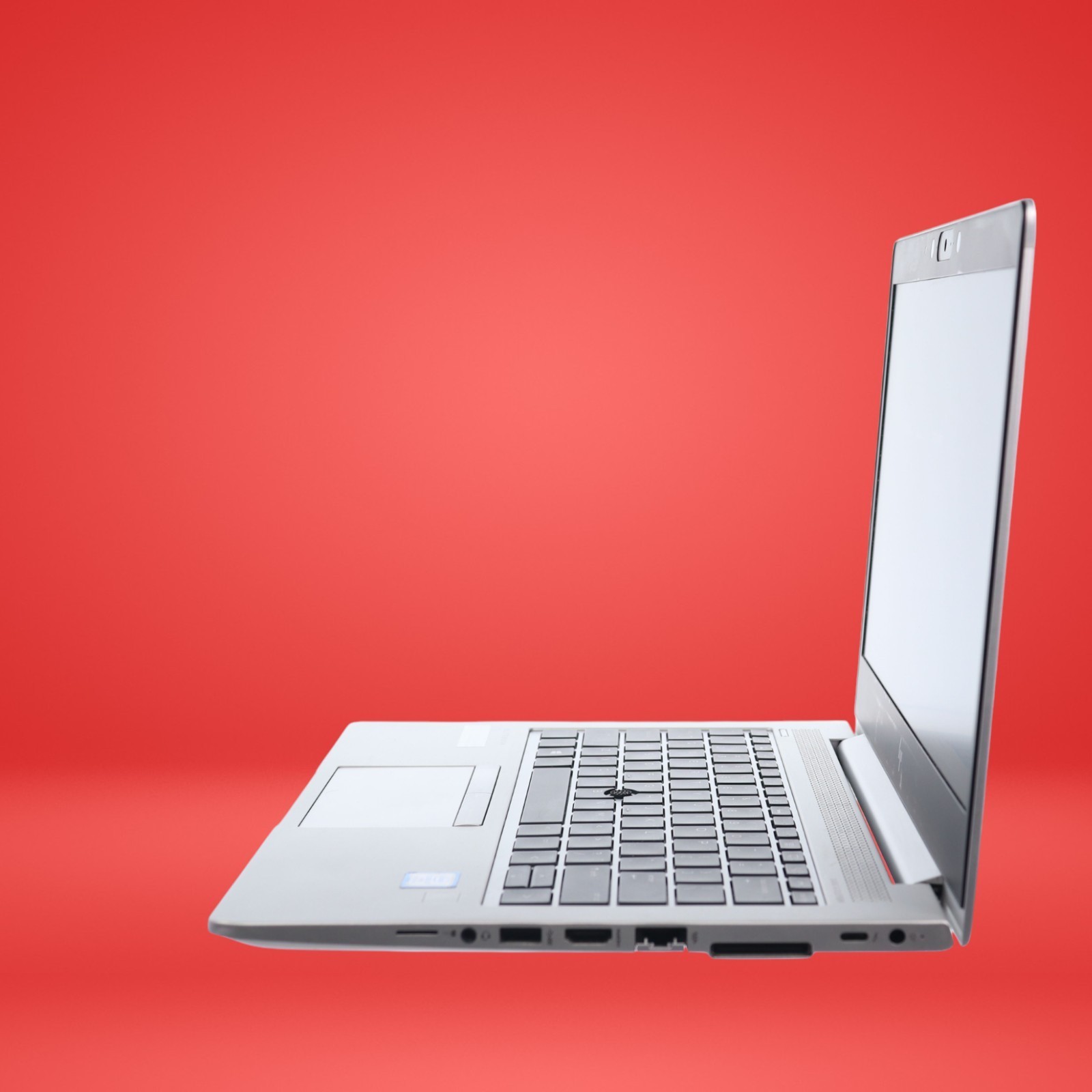 HP Elitebook 830 G6 Intel Core i7-8665U No RAM No SSD W/ AC Adapter - Image 4