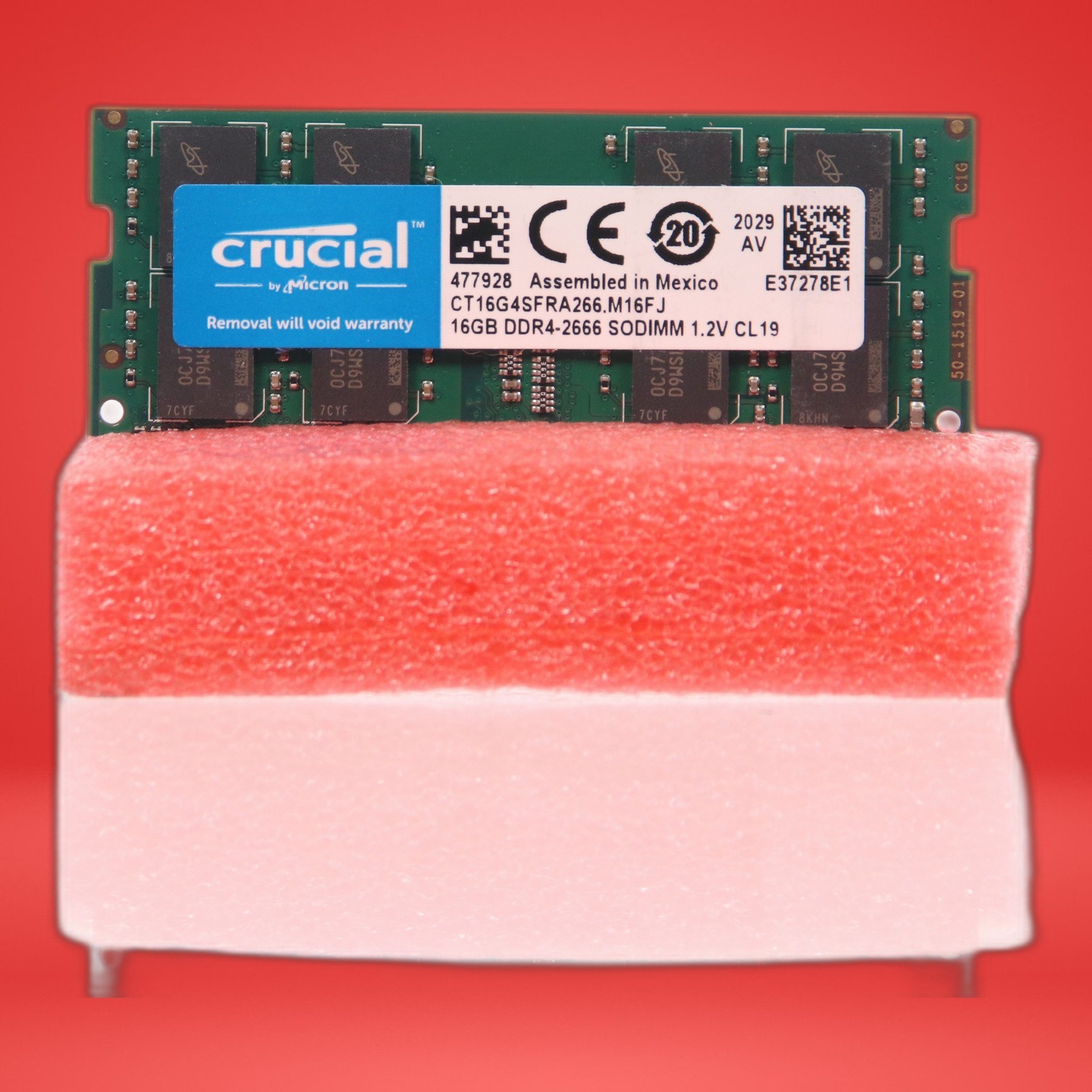Crucial 16GB DDR4-2666 SODIMM 1.2V CL19 CT16G4SFRA266.M16FJ Laptop Memory RAM
