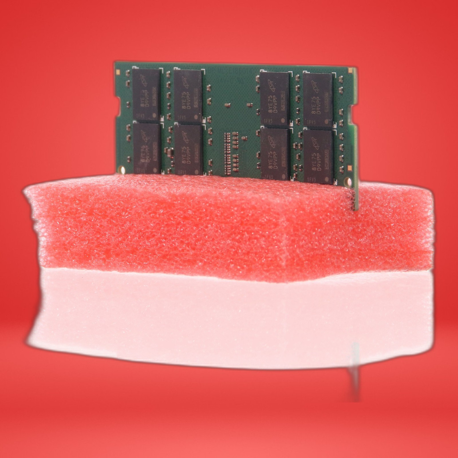 Crucial CT16G4SFD8266.M16FE 16GB DDR4 2666 MHz SODIMM Notebook Laptop Memory - Image 8