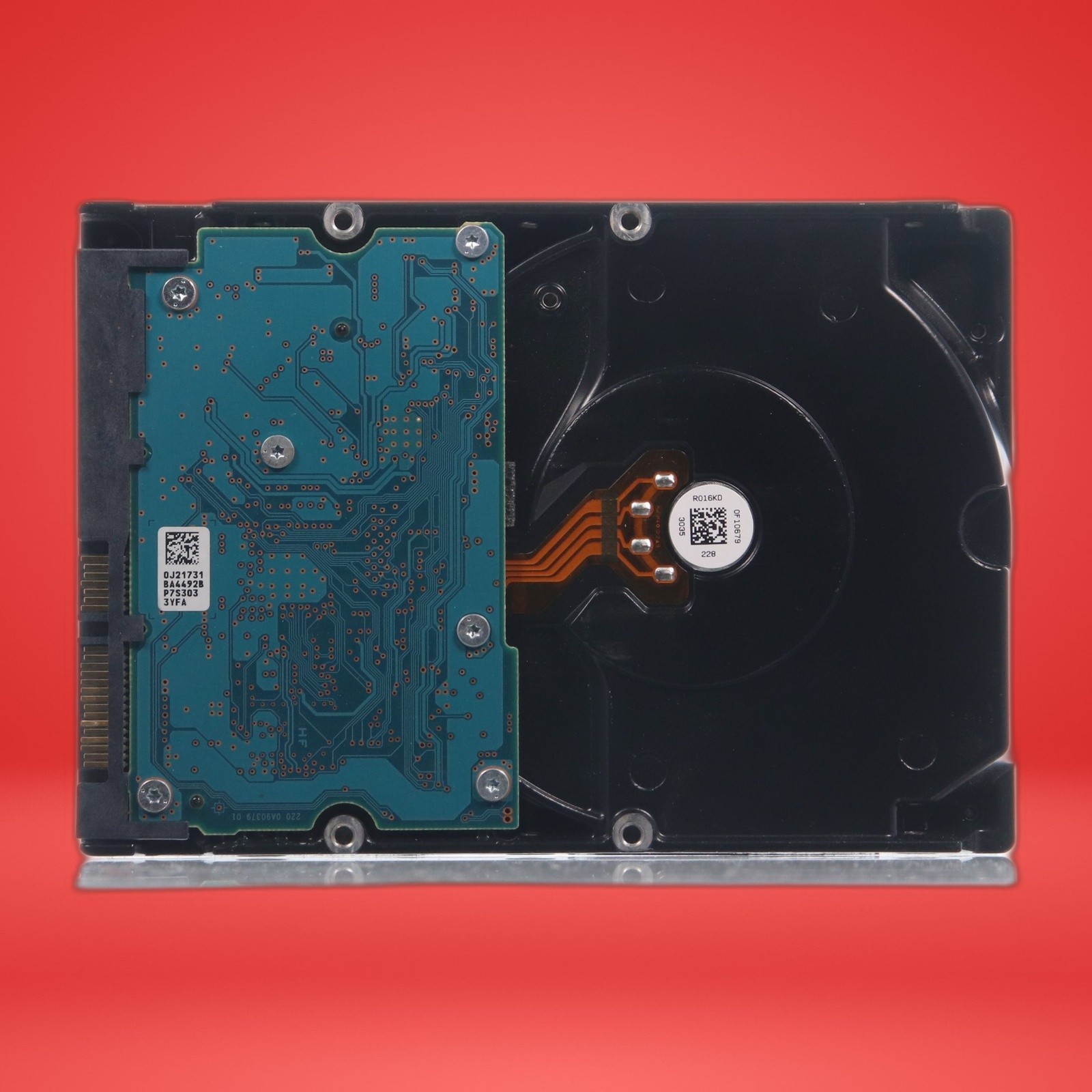 HGST 0F18567 Hitachi 4TB 7.2K 6G/bs SATA 3.5'' Hard Drive HUS724040ALE640 - Image 7