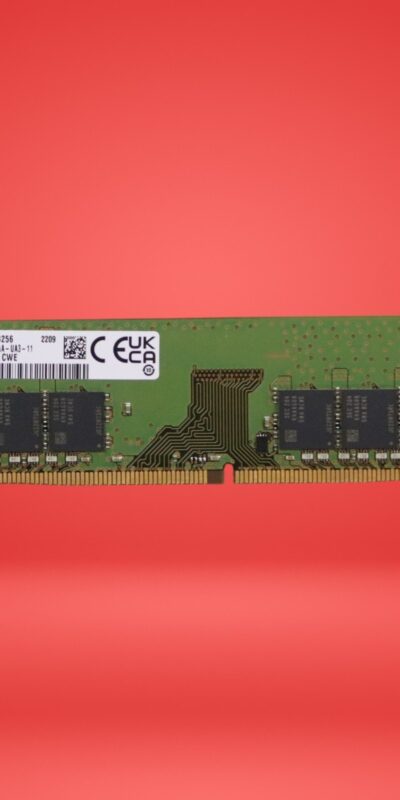 SAMSUNG 16GB PC4-3200AA Desktop Ram / Memory - M378A2G43AB3-CWE
