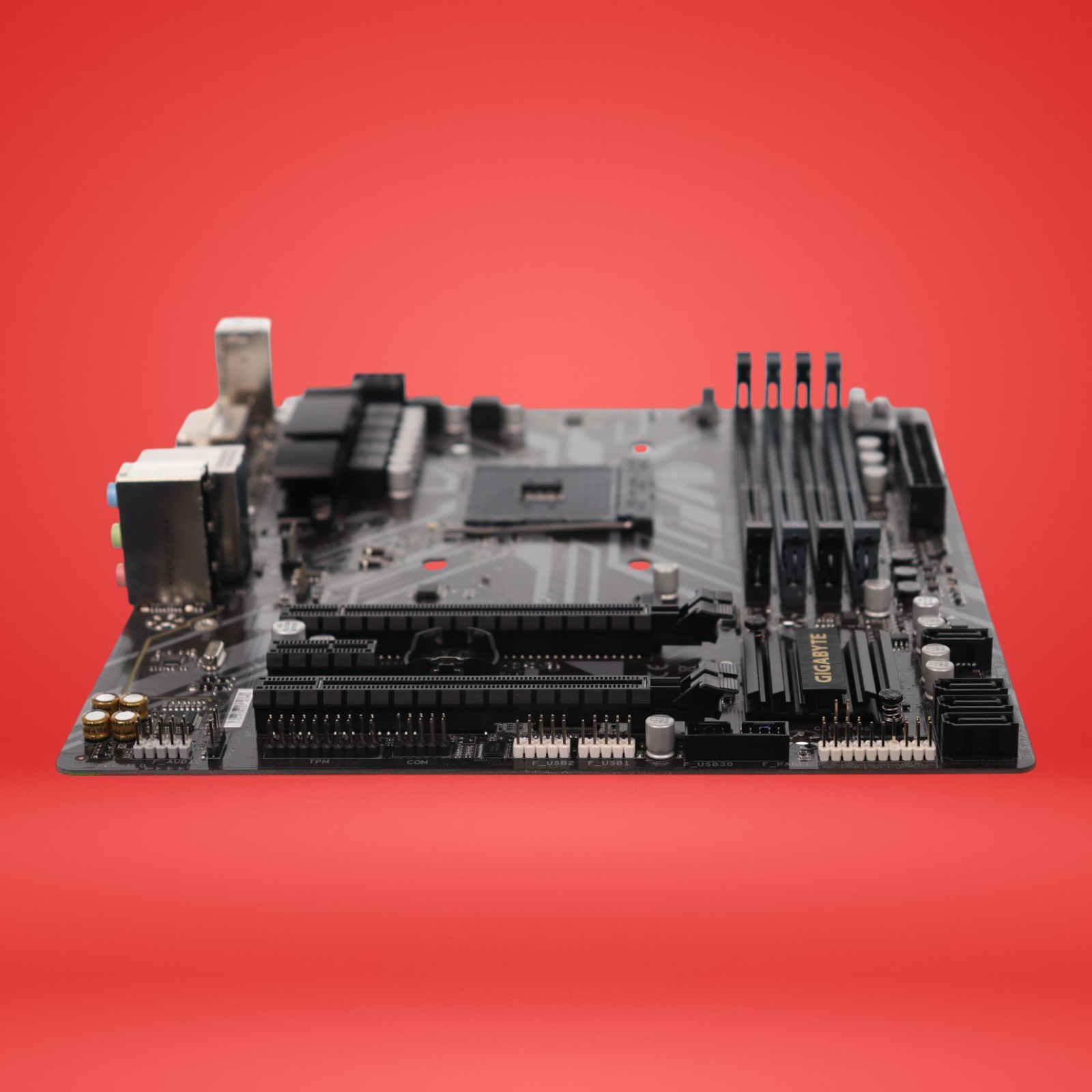 GIGABYTE B450M DS3H WIFI AMD B450 SOCKET AM4 DDR4 DESKTOP MOTHERBOARD