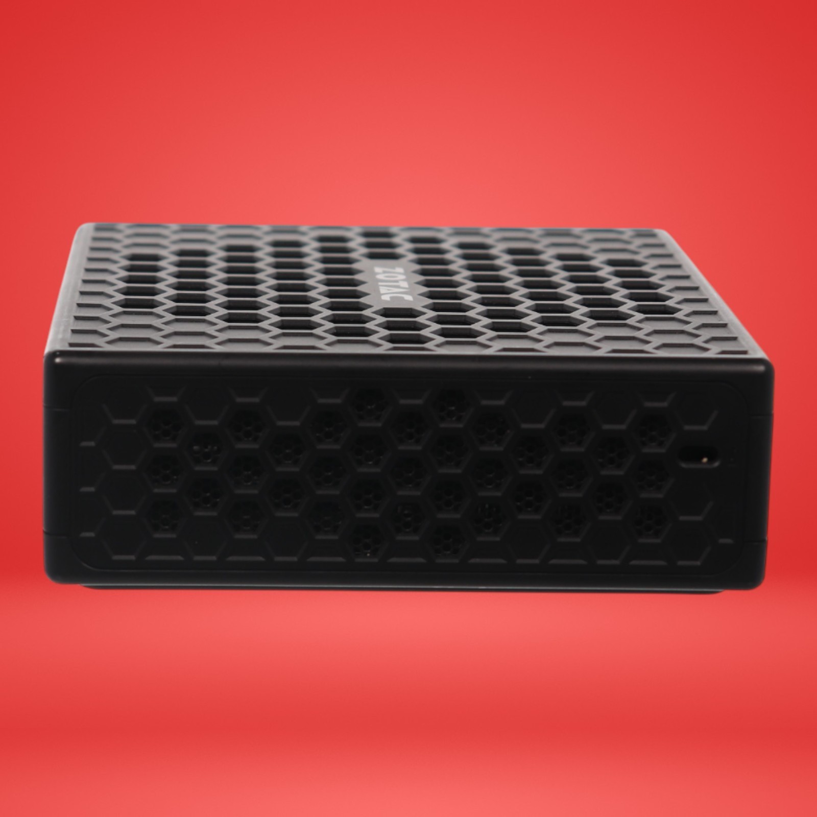 Zotac ZBOX-CI540NANO-P Intel Core i5-4210Y 1.6GHz 8GB RAM 256GB SSD Win 10 Pro - Image 3