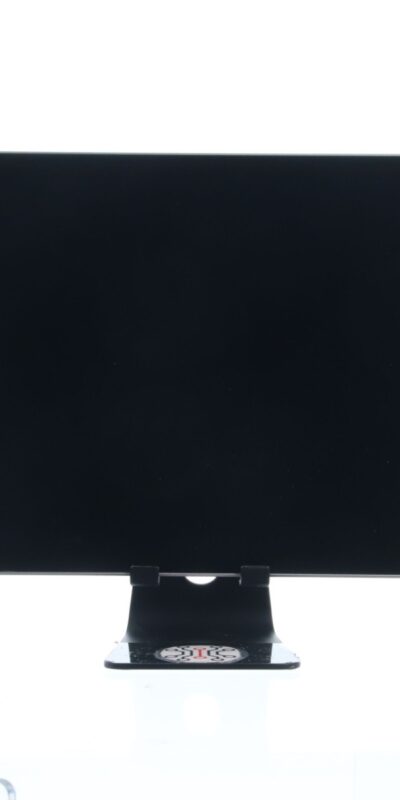 Apple iPad 5th Gen A1822 9.7"  32GB Wi-Fi Only (Space Gray)