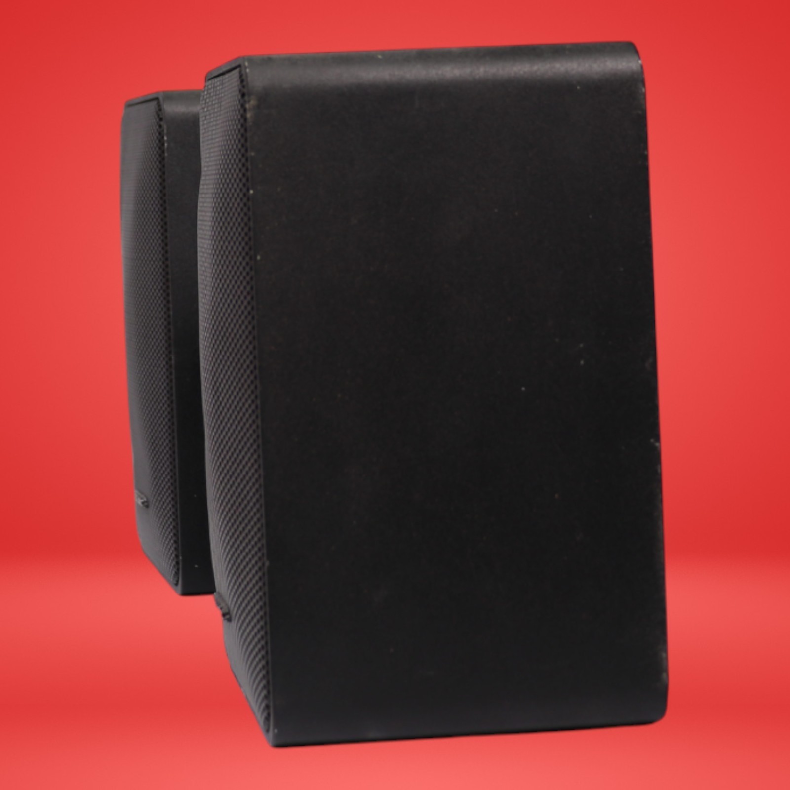 Pair Realistic Minimus 7 Speakers Cat No 40-2030 Black 8 Ohms 40W - Image 2
