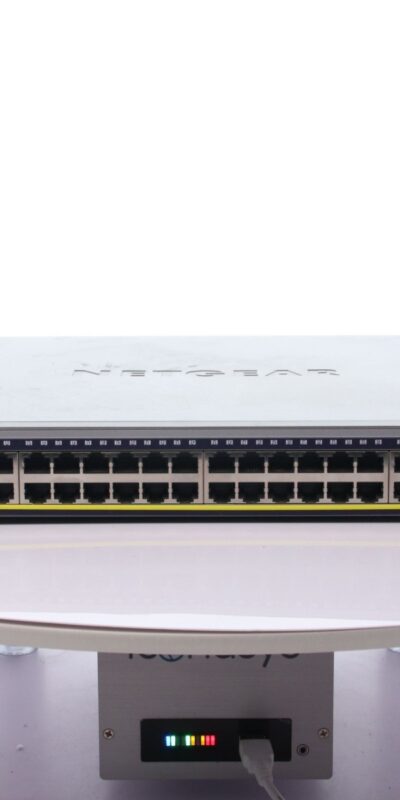 NetGear ProSafe GS752TP 48-Port PoE+ 4Port SFP Gigabit Smart Switch w/AC Adapter