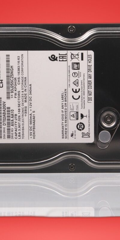 Toshiba DT01ACA200 2TB 3.5" SATA 6.0Gb/s HDD Advanced AF Format Silver