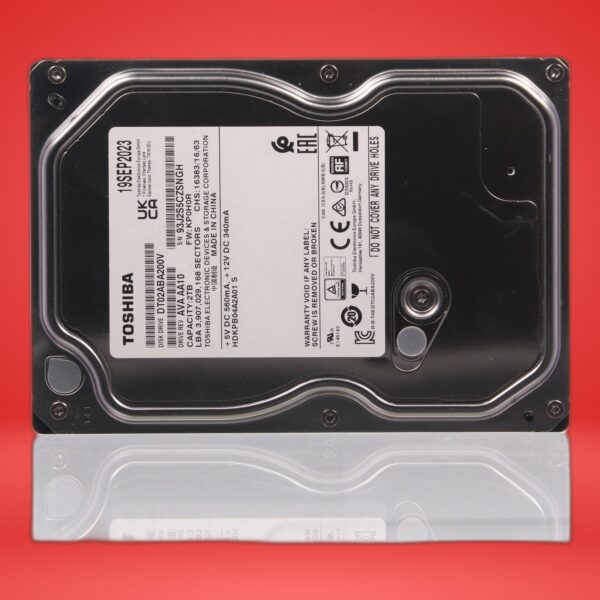 Toshiba DT01ACA200 2TB 3.5" SATA 6.0Gb/s HDD Advanced AF Format Silver