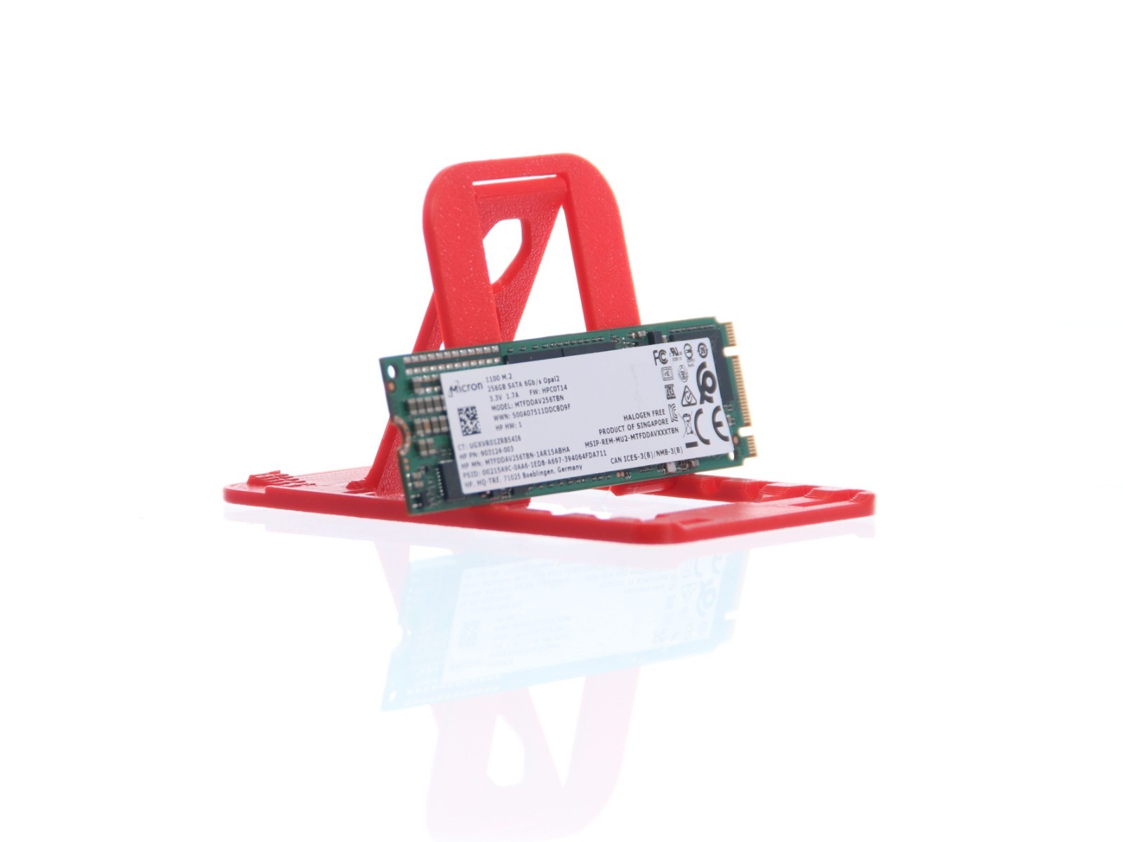Micron 1100 MTFDDAV256TBN 256 GB M.2 2280 80mm Solid State Drive - Image 11