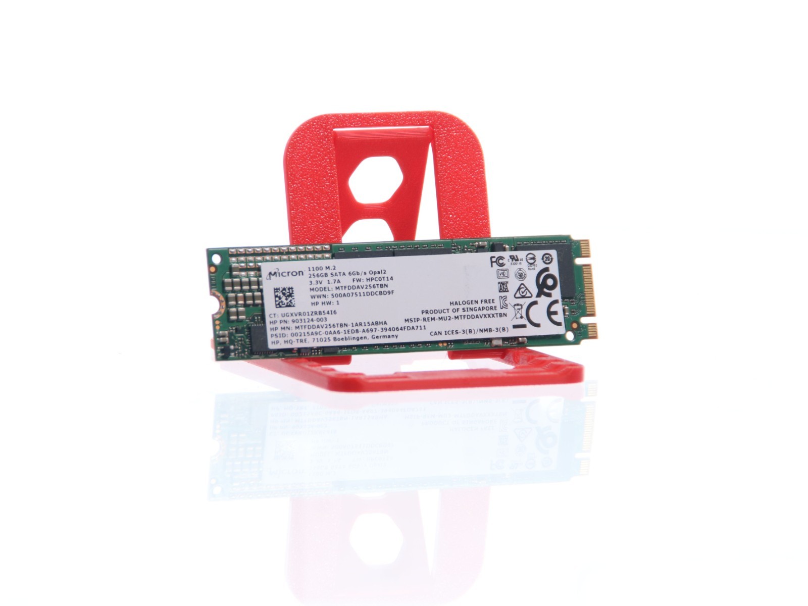 Micron 1100 MTFDDAV256TBN 256 GB M.2 2280 80mm Solid State Drive - Image 12