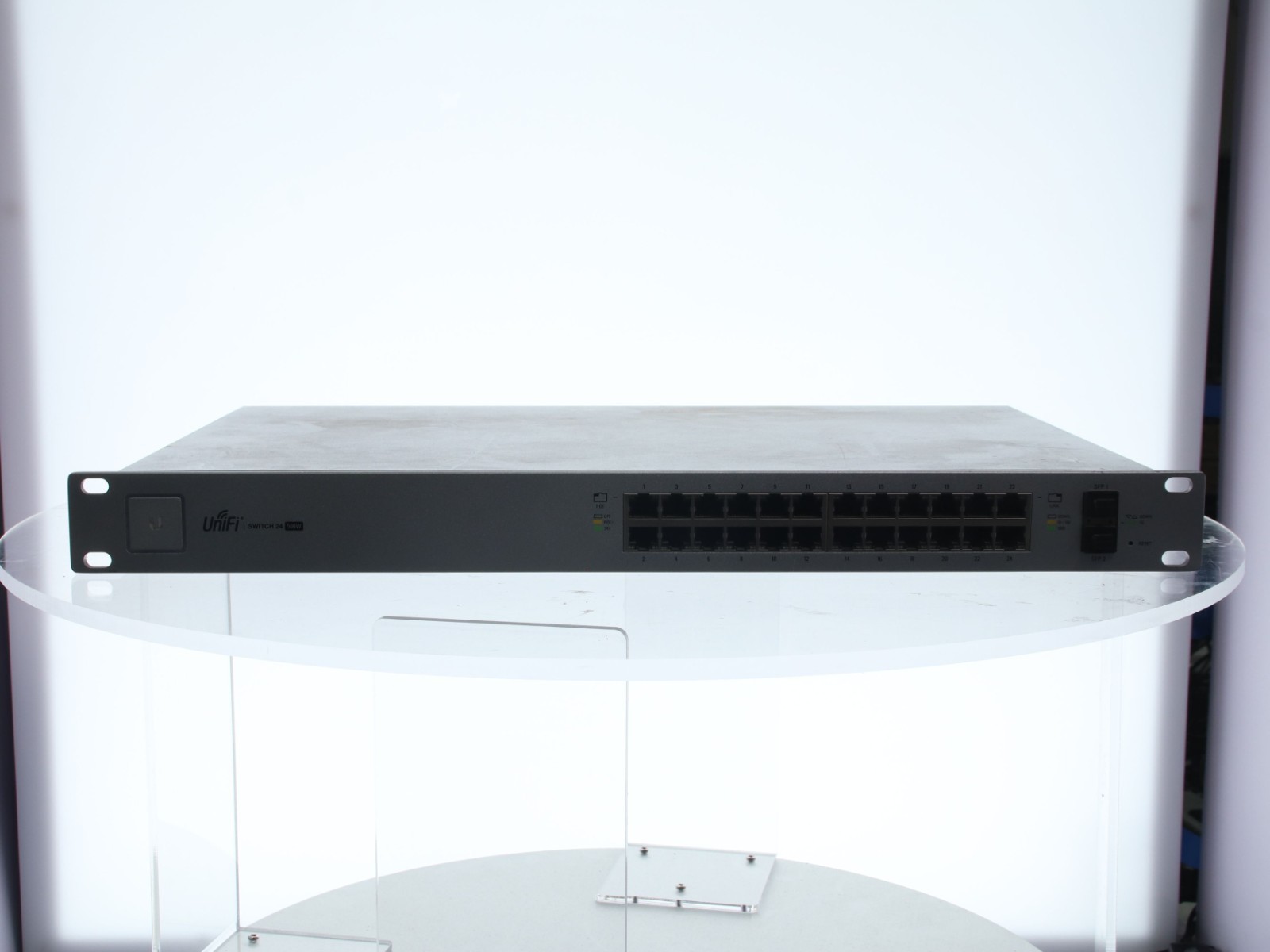 Ubiquiti US-24-500W UniFi 24-Port Gigabit Ethernet Switch - PoE -W/ PWR Cord - Image 2
