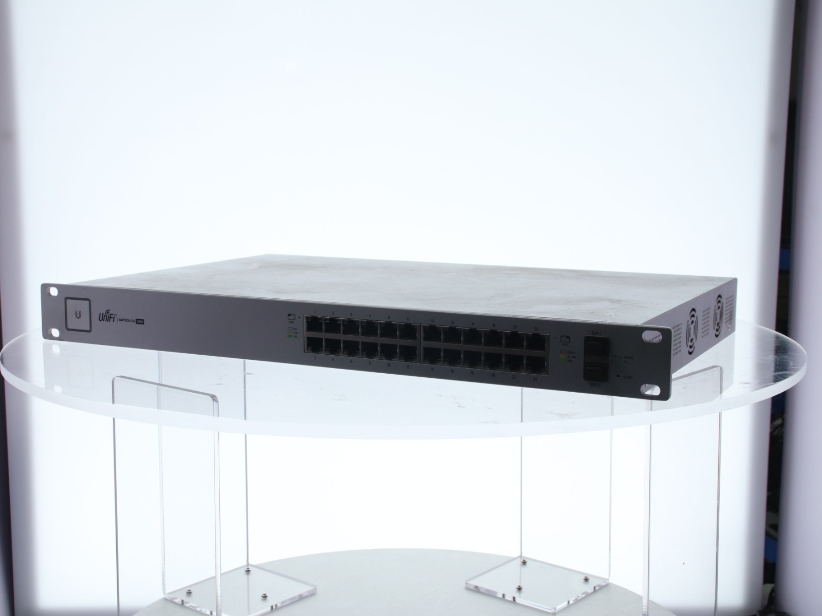Ubiquiti US-24-500W UniFi 24-Port Gigabit Ethernet Switch - PoE -W/ PWR Cord - Image 3