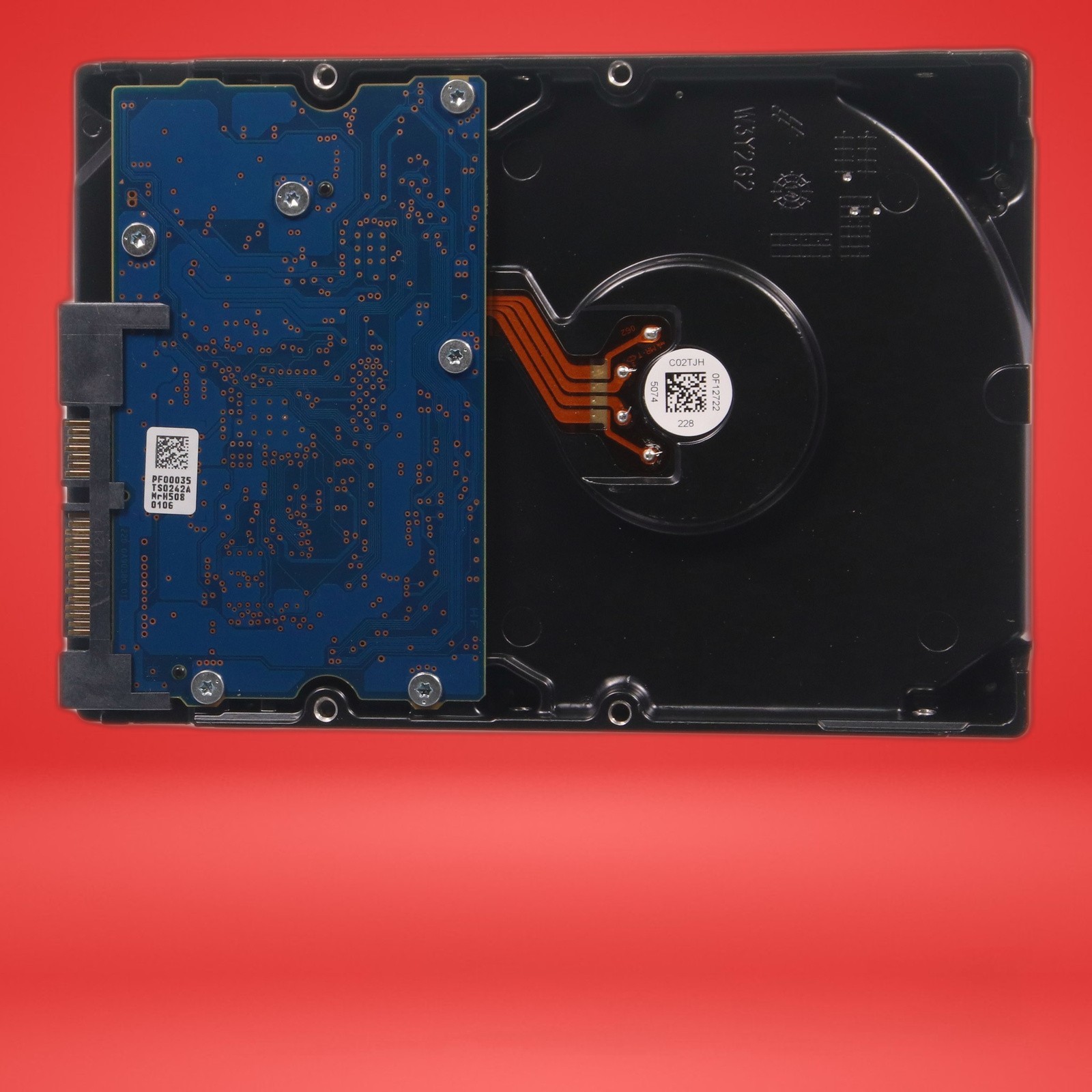 Toshiba DT01ACA300 3TB 7200RPM SATA 6Gb/s 3.5" Desktop Hard Drive - Image 7