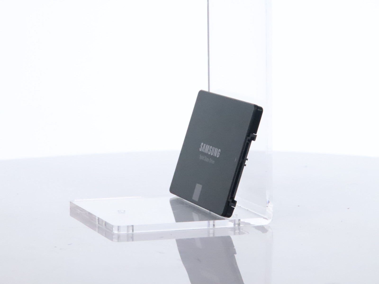 Samsung 870 EVO 1TB 2.5" SATA III V-NAND Internal SSD MZ-77E1T0 MZ7L31T0HBLB - Image 3