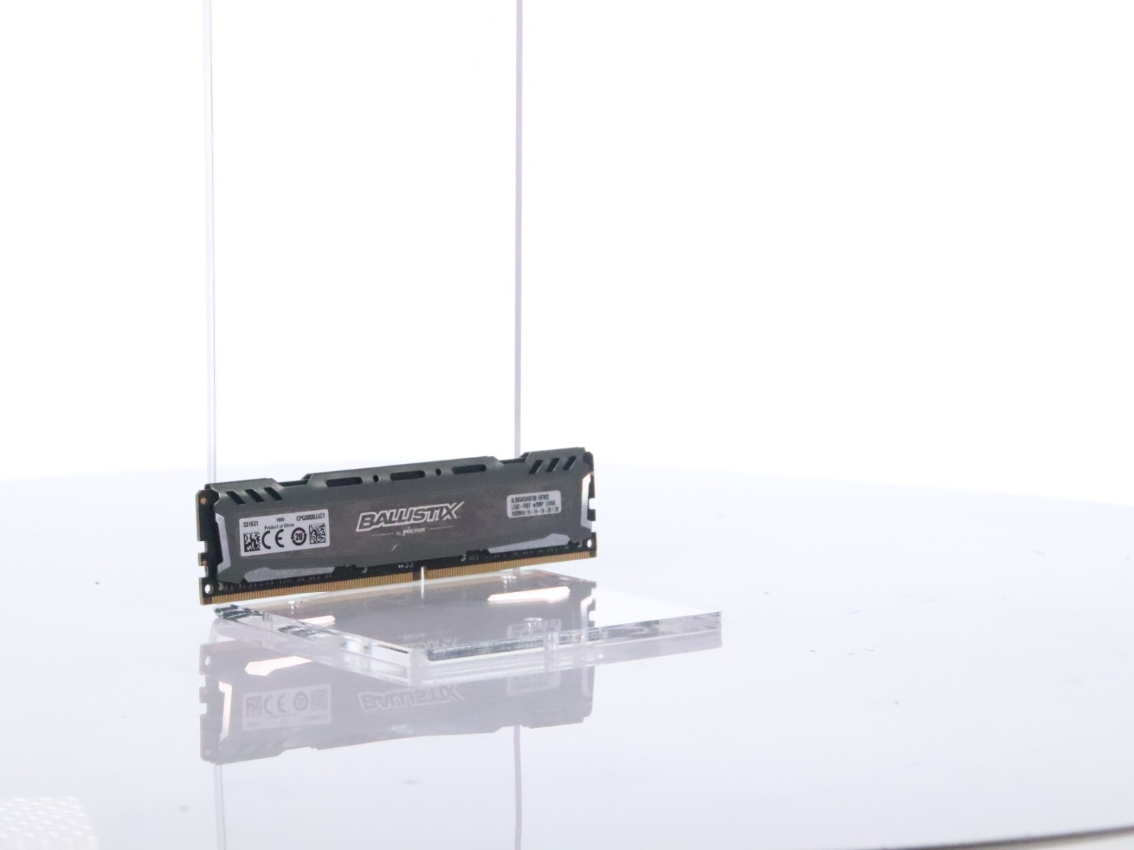 Lot of 4 Ballistix Sport 8GB DDR4-2400 288-Pin DIMM Desktop RAM BLS8G4D240FSB - Image 13