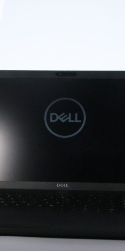 Dell Latitude 5500 15.6" Core i5-8265U 8GB RAM 256GB SSD W11P w/ AC Adapter